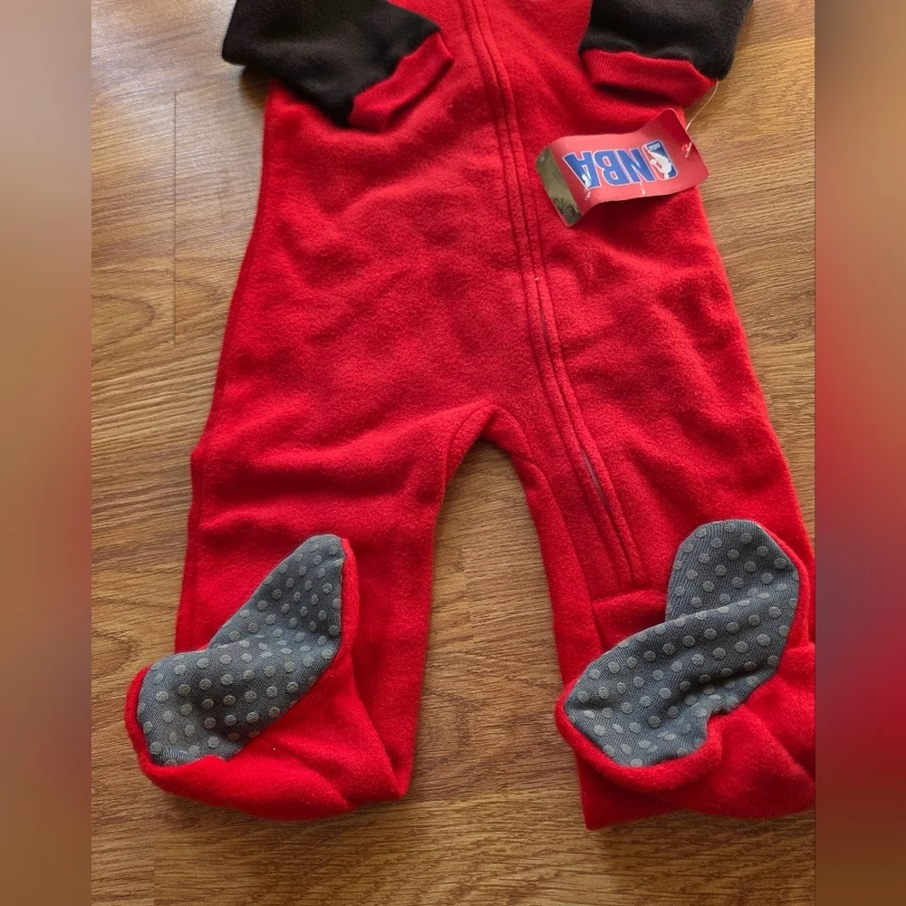NBA Atlanta Hawks Footie Pajama One Piece NWT 0-3M, 3-6M, 6-9M Red Black